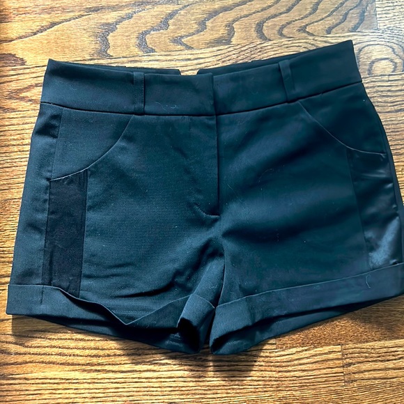 The Kooples woman short size 40 (US M) - Picture 1 of 6